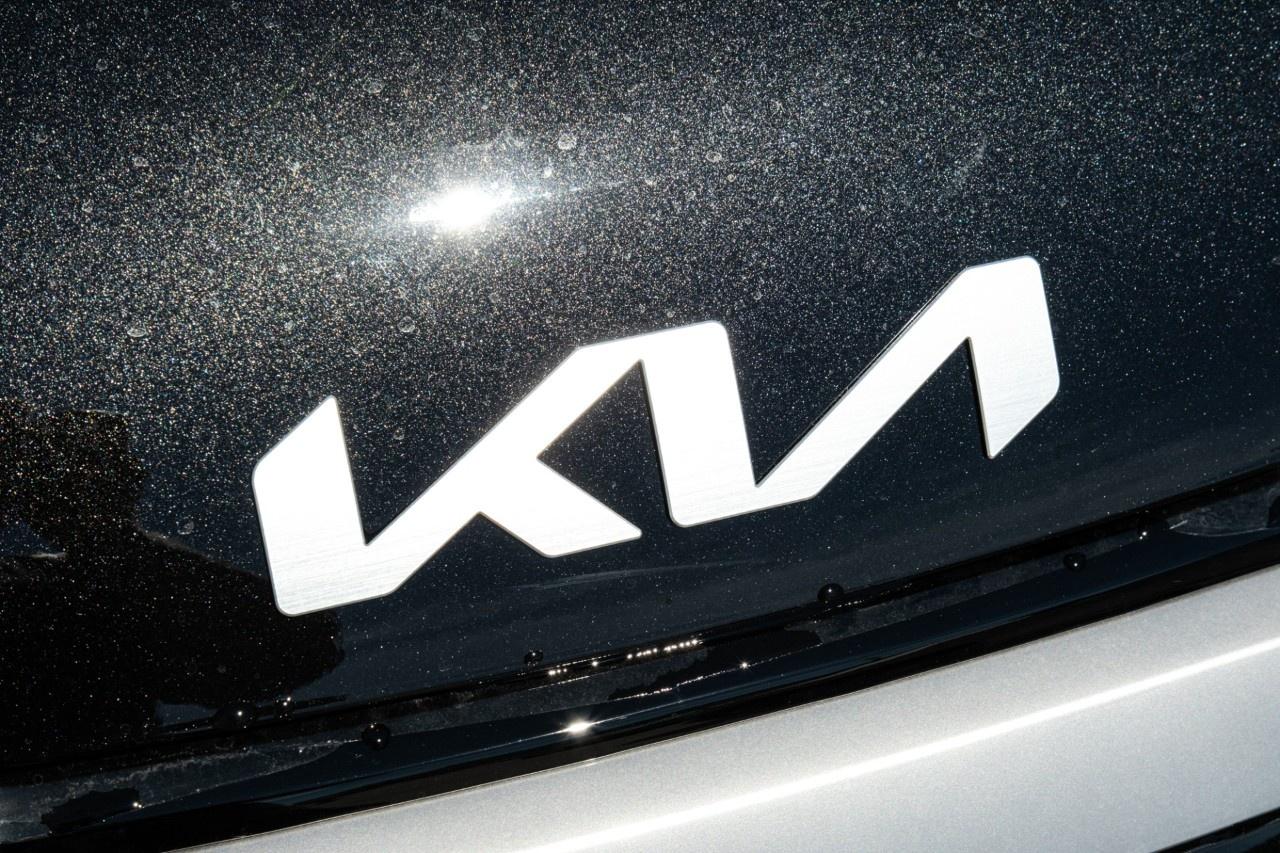 2026 Kia Sportage Hybrid EX AWD Photo