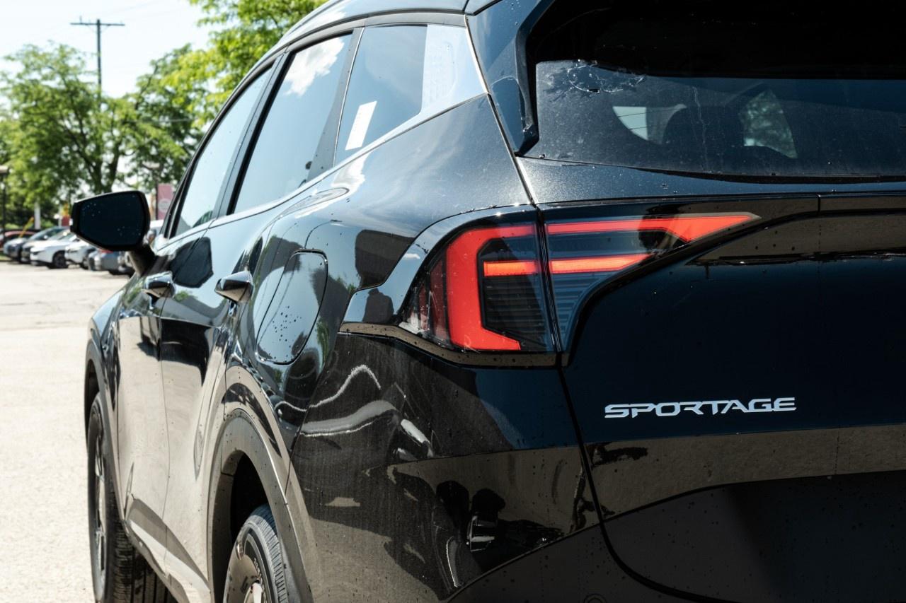 2026 Kia Sportage Hybrid EX AWD Photo