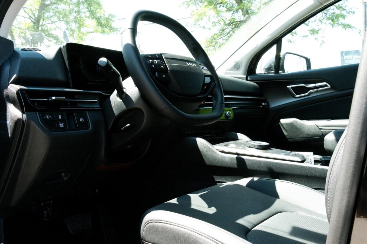 2026 Kia Sportage Hybrid EX AWD Photo