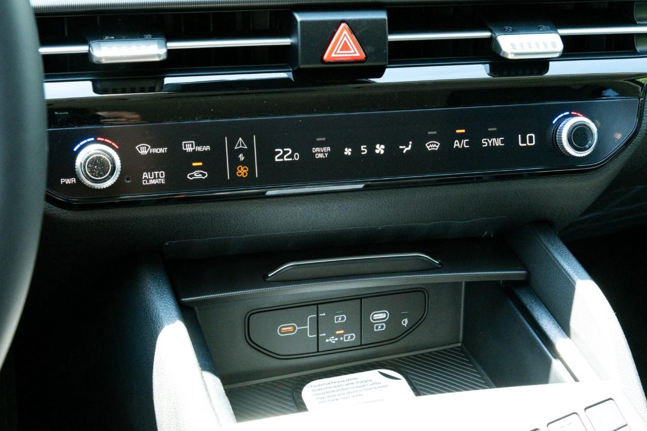 2026 Kia Sportage Hybrid EX AWD Photo