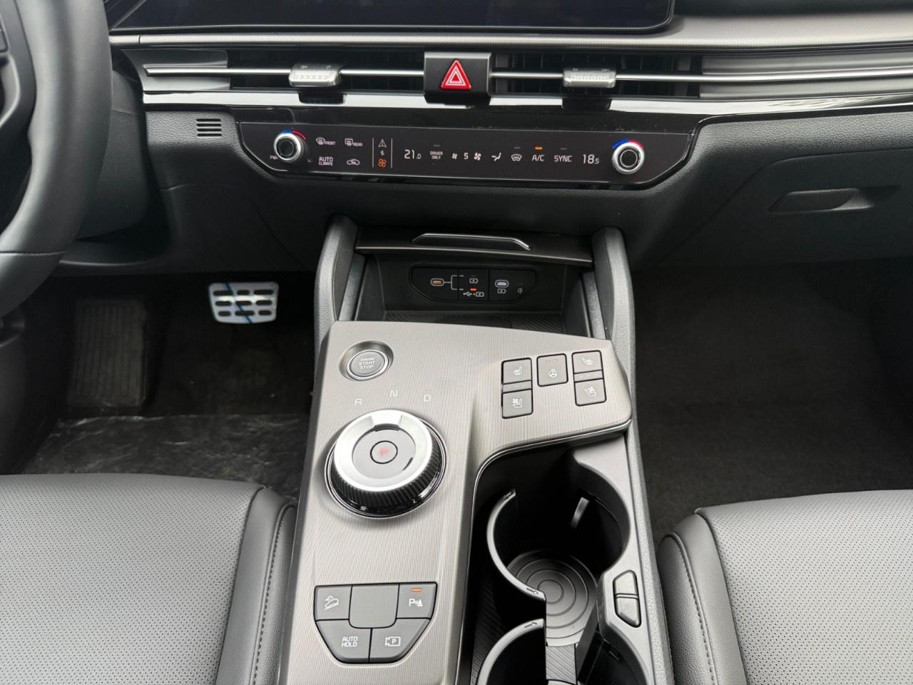 2026 Kia Sportage Hybrid EX Premium AWD Photo