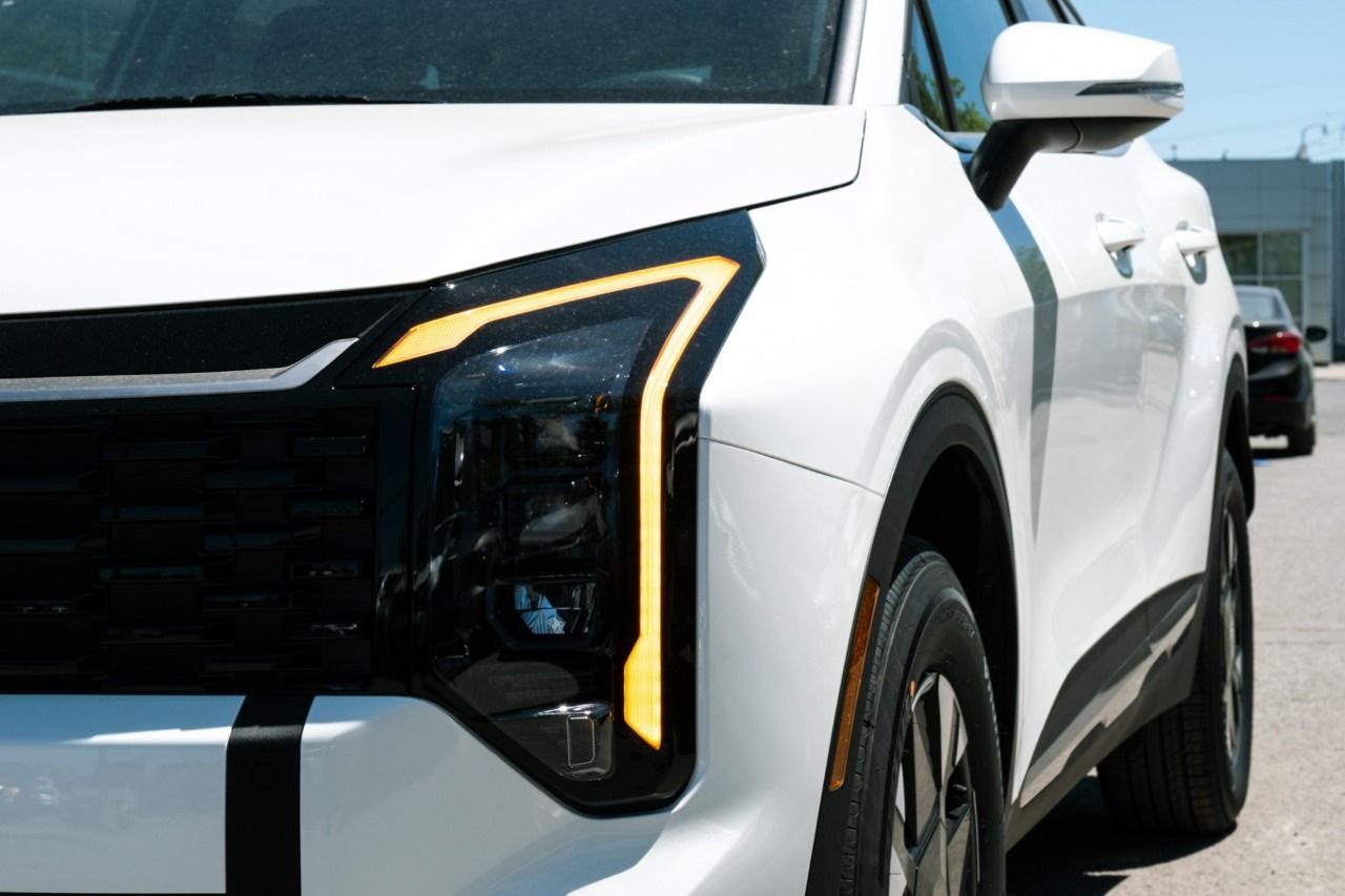 2026 Kia Sportage Hybrid EX AWD Photo