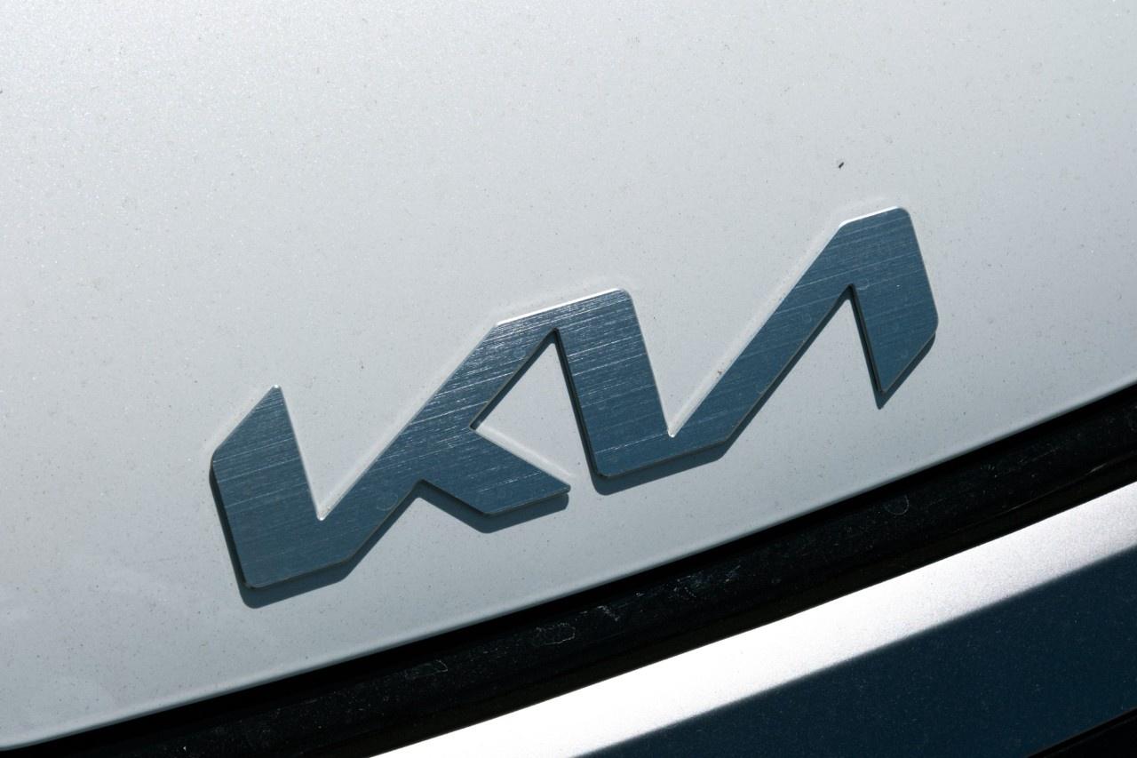 2026 Kia Sportage Hybrid EX AWD Photo