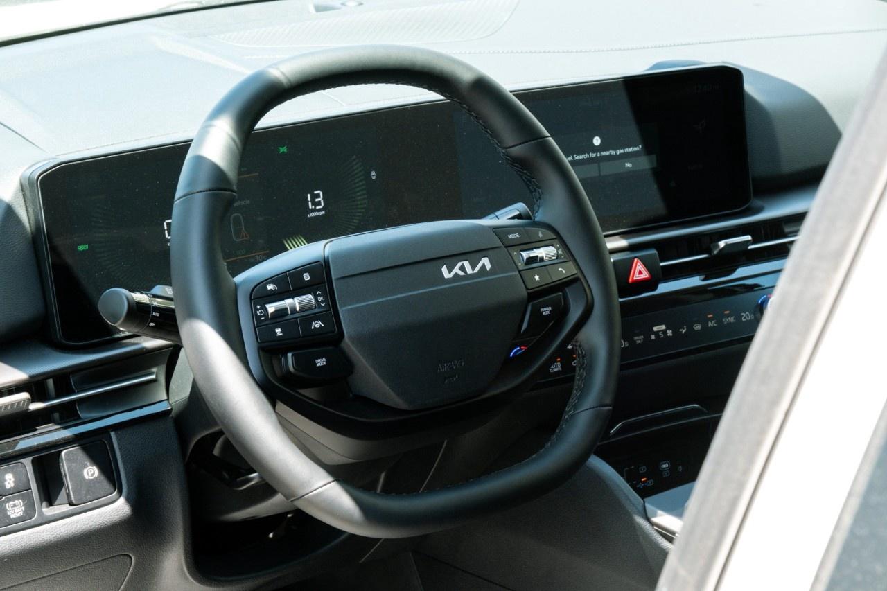 2026 Kia Sportage Hybrid EX AWD Photo