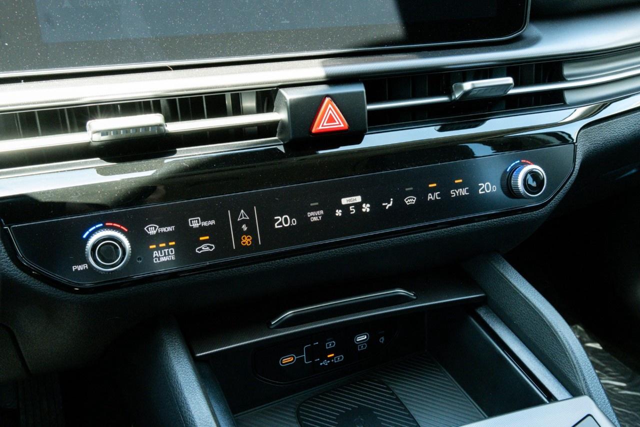 2026 Kia Sportage Hybrid EX AWD Photo