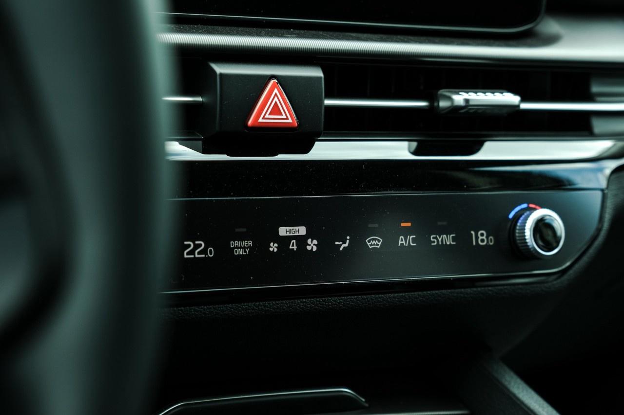 2026 Kia Sportage Hybrid EX Premium AWD Photo