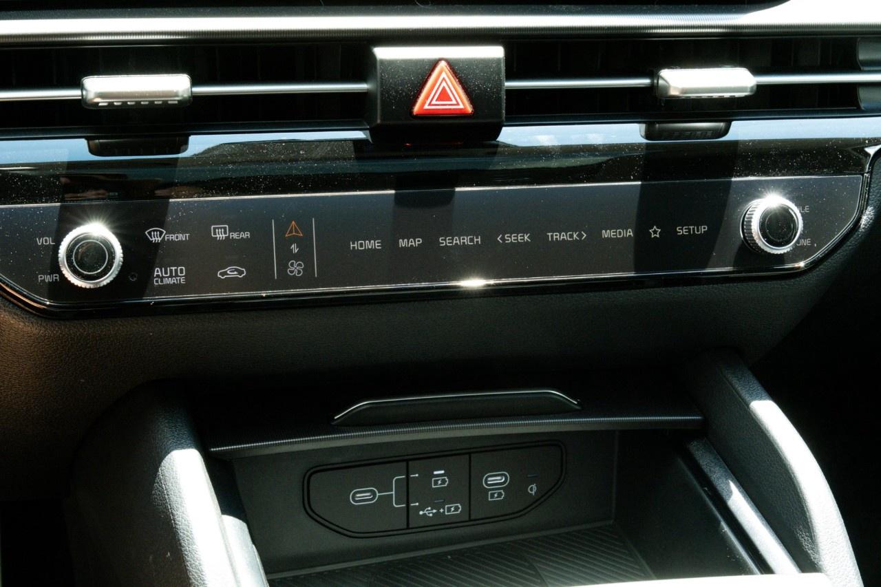2026 Kia Sportage Hybrid EX Premium AWD Photo