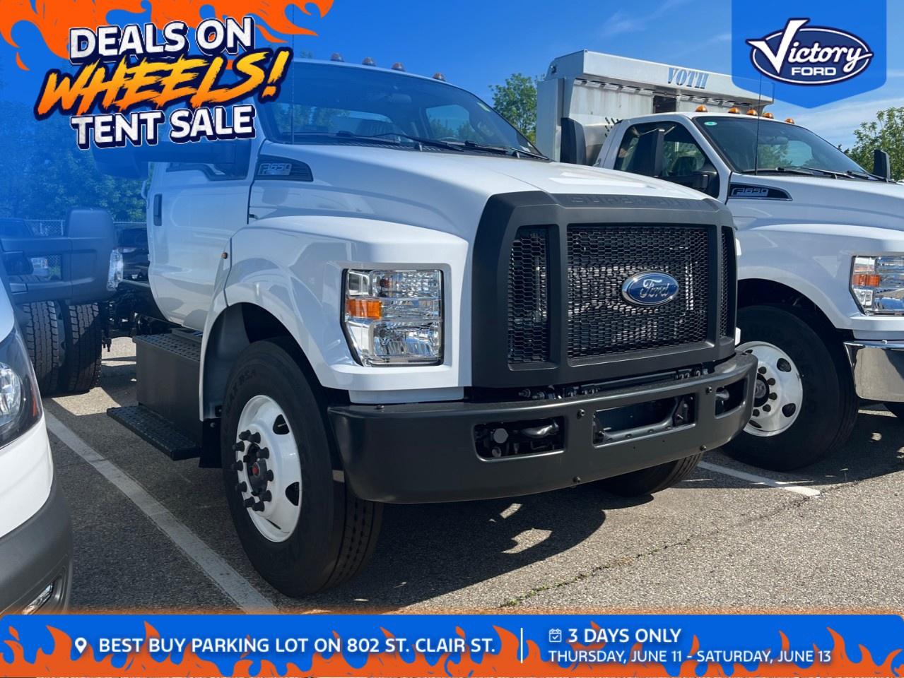 2027 Ford F-650  Photo