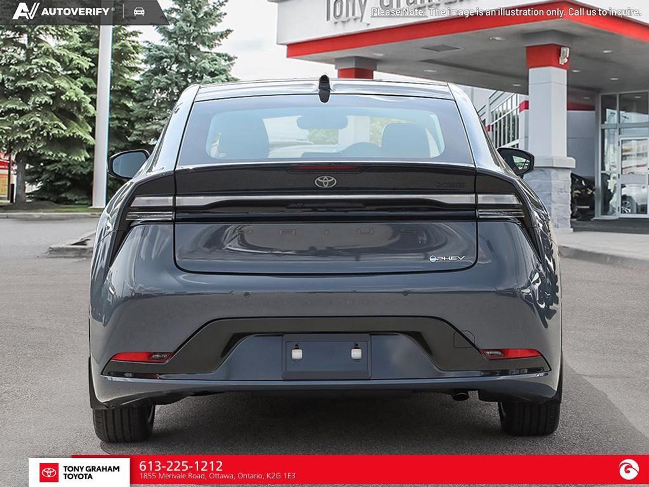 2026 Toyota Prius Plug-In Hybrid XSE Photo4