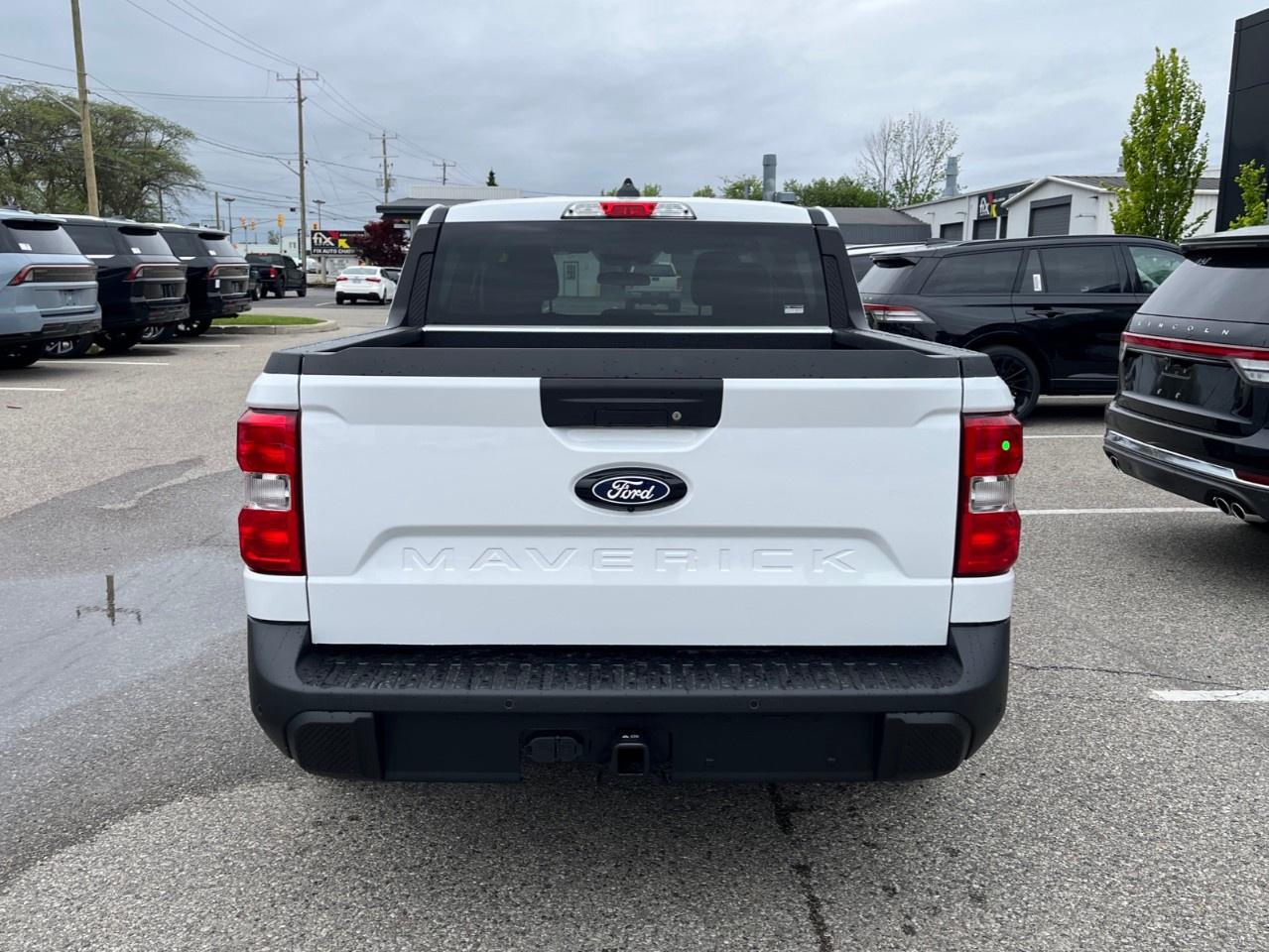 2026 Ford Maverick XLT AWD SuperCrew Photo3