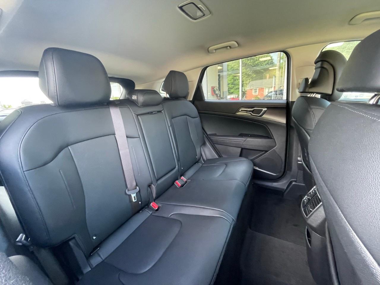 2026 Kia Sportage Hybrid EX AWD Photo