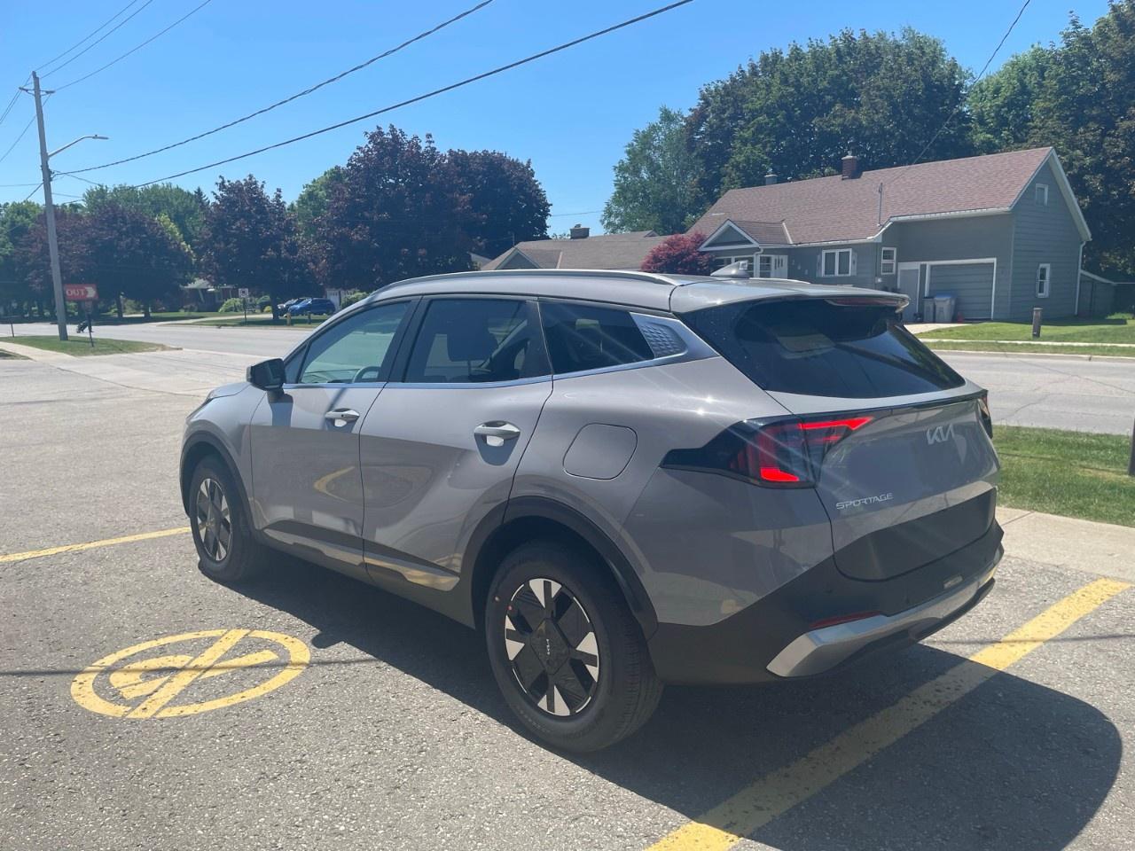 2026 Kia Sportage Hybrid EX AWD Photo