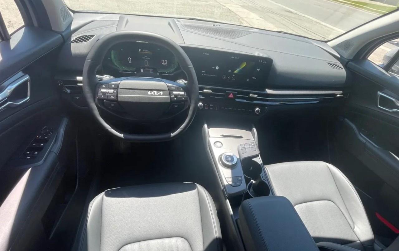 2026 Kia Sportage Hybrid EX AWD Photo