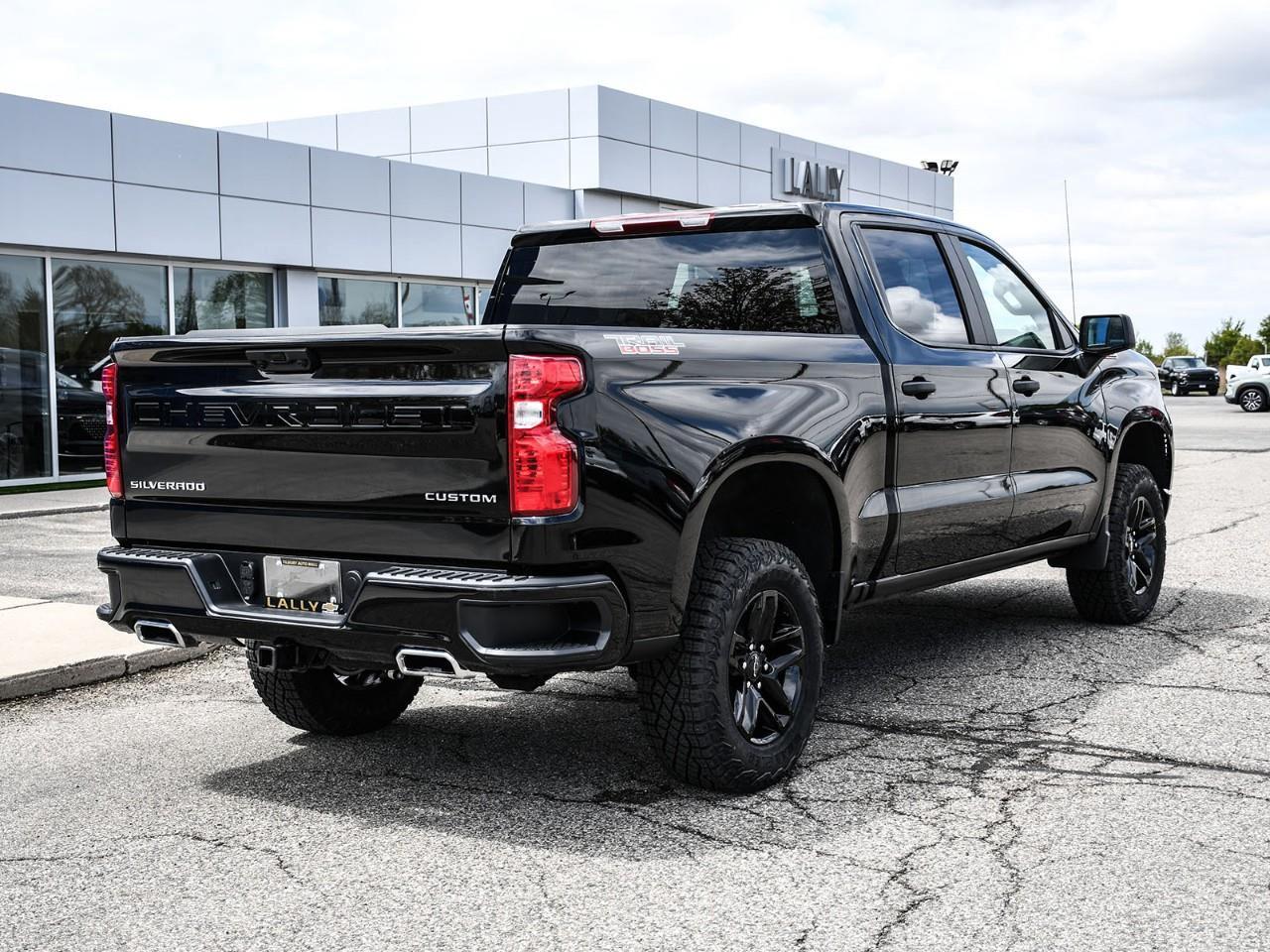 2026 Chevrolet Silverado 1500 Custom Trail Boss Photo