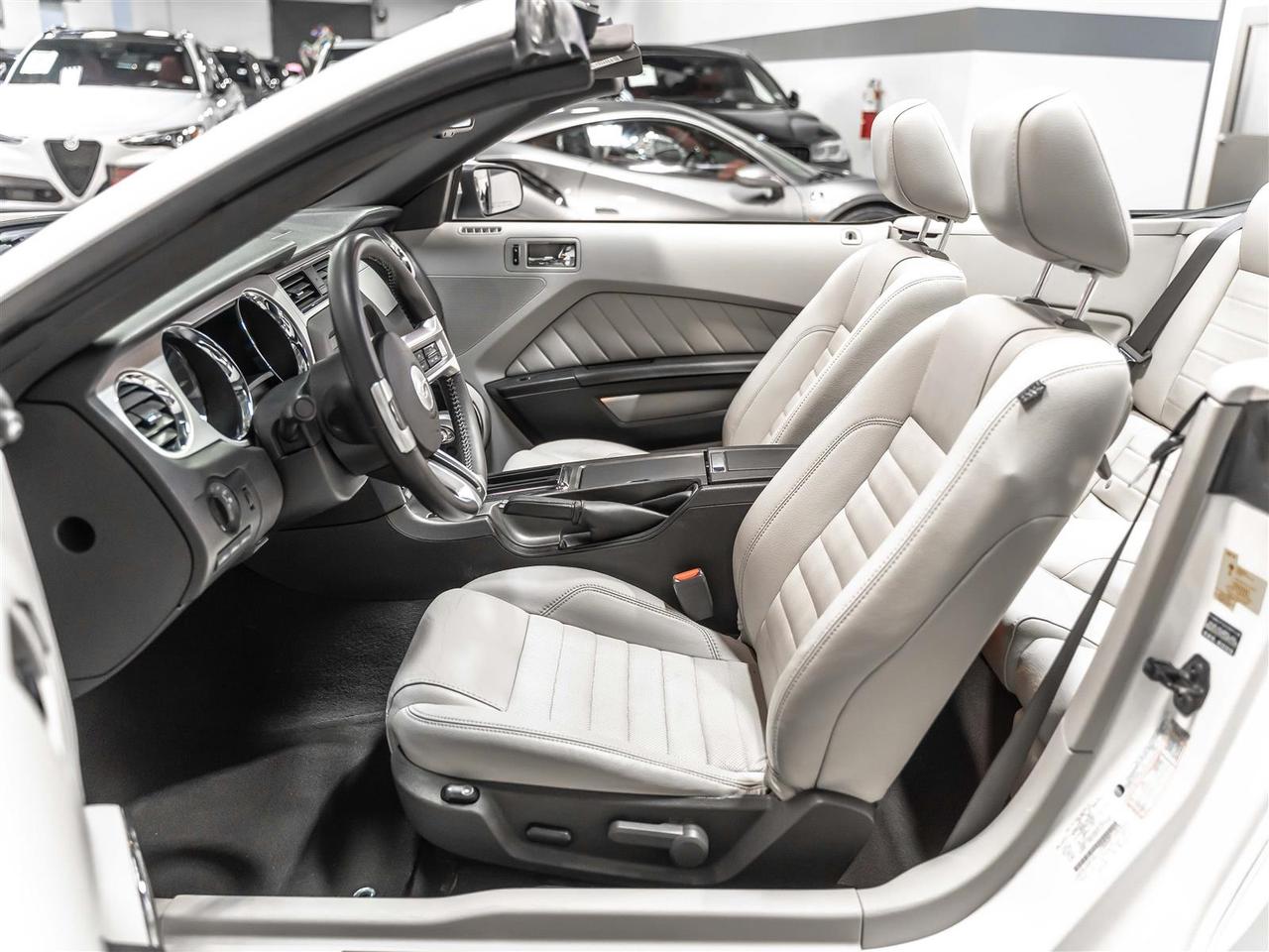 2010 Ford Mustang V6|Convertible|Shaker Audio|MyColour|CD Changer Photo