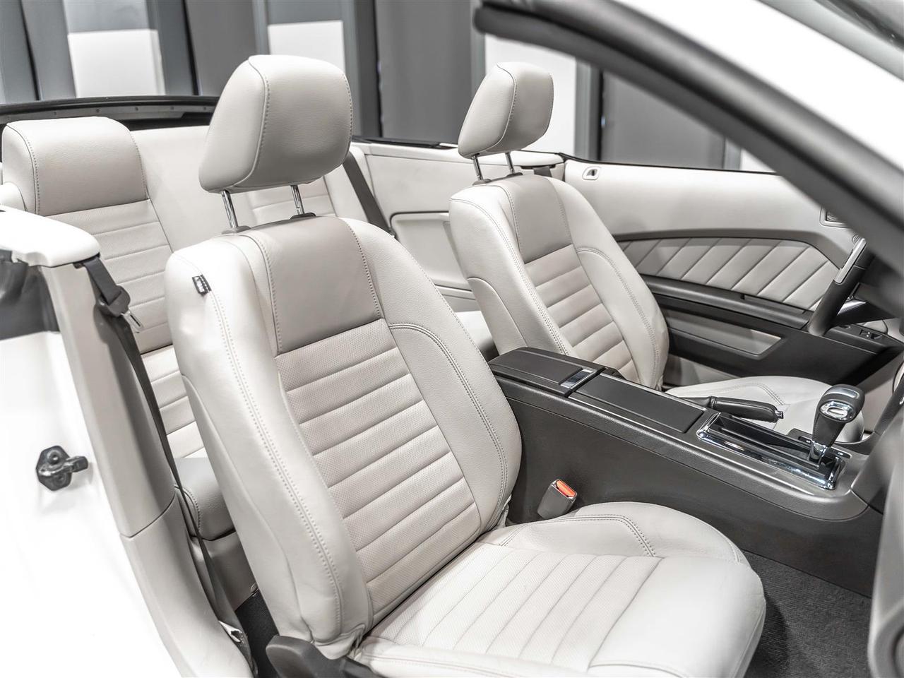 2010 Ford Mustang V6|Convertible|Shaker Audio|MyColour|CD Changer Photo