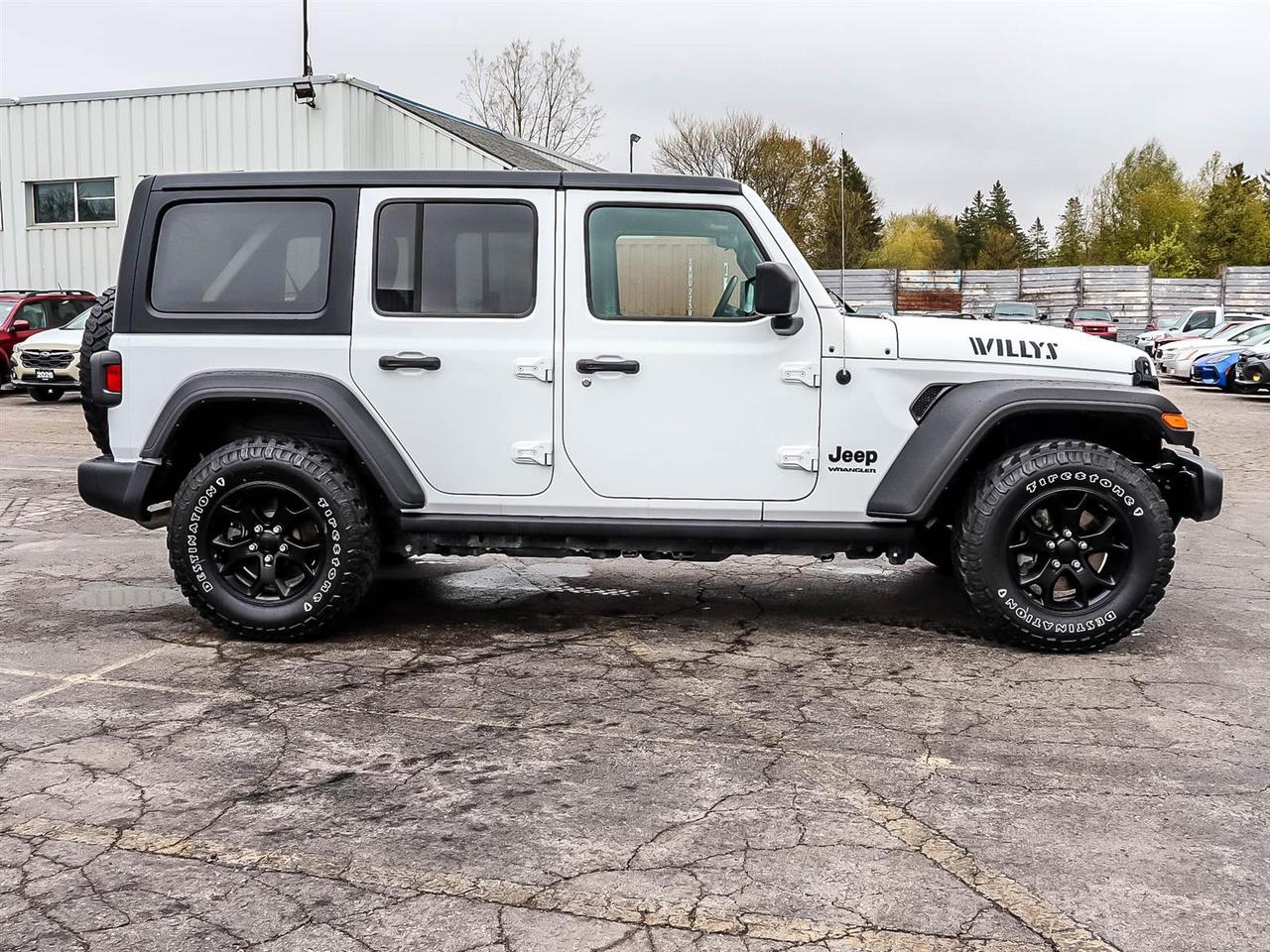 2023 Jeep Wrangler Willys Photo2