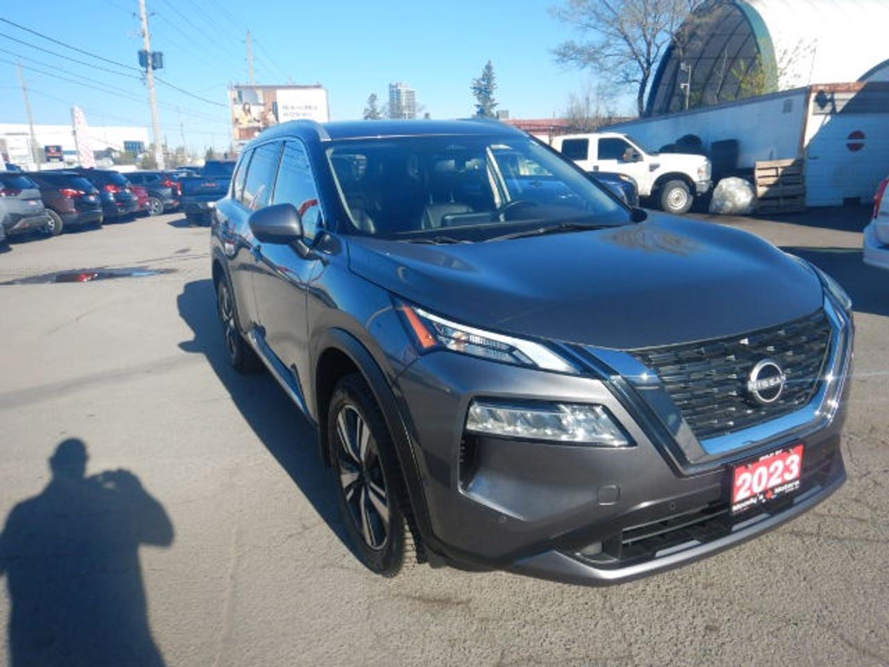 2023 Nissan Rogue SL Photo