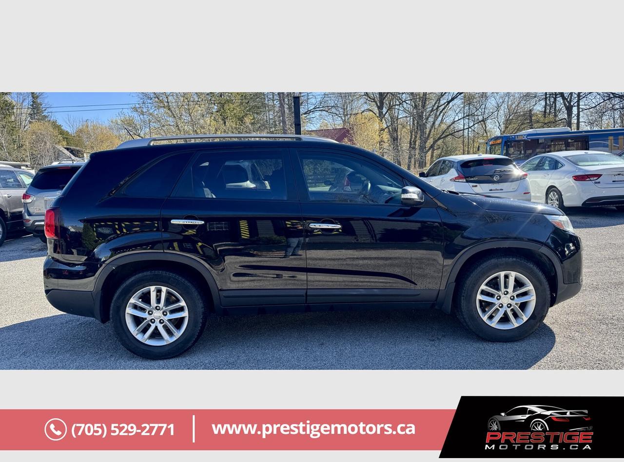 2015 Kia Sorento LX Photo