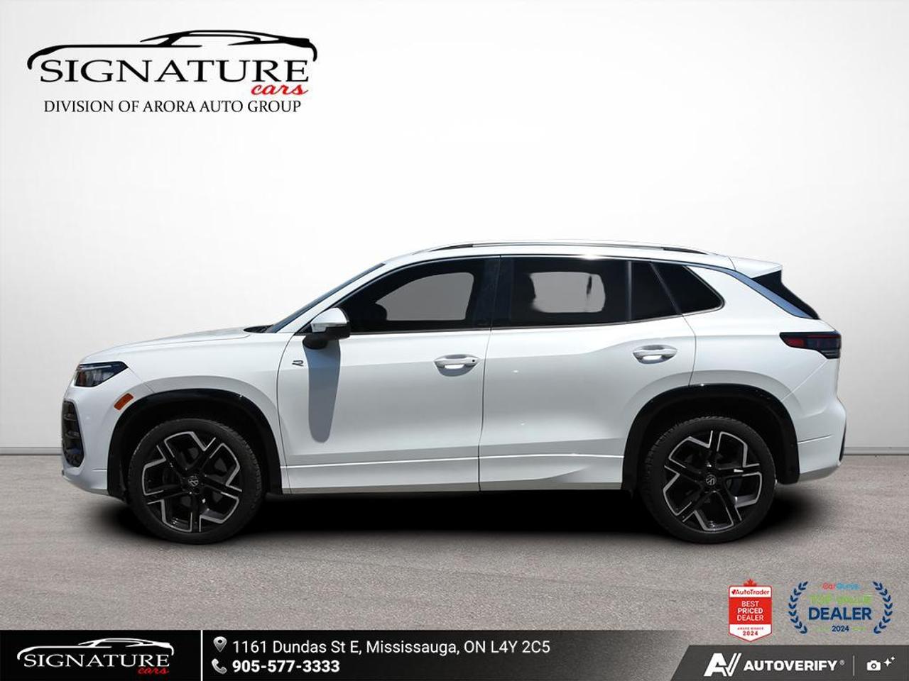 2025 Volkswagen Tiguan Highline R-Line No Accident Fender Panoroof Leathe Photo