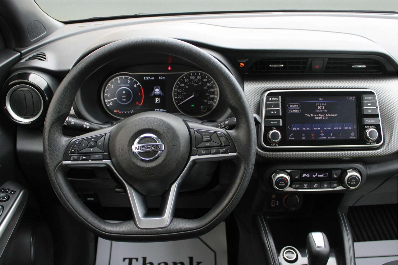 2020 Nissan Kicks SV Photo