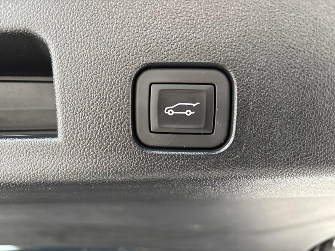 2025 GMC Acadia AWD Elevation | No Accidents | Leather Seats | Heated Steering Photo