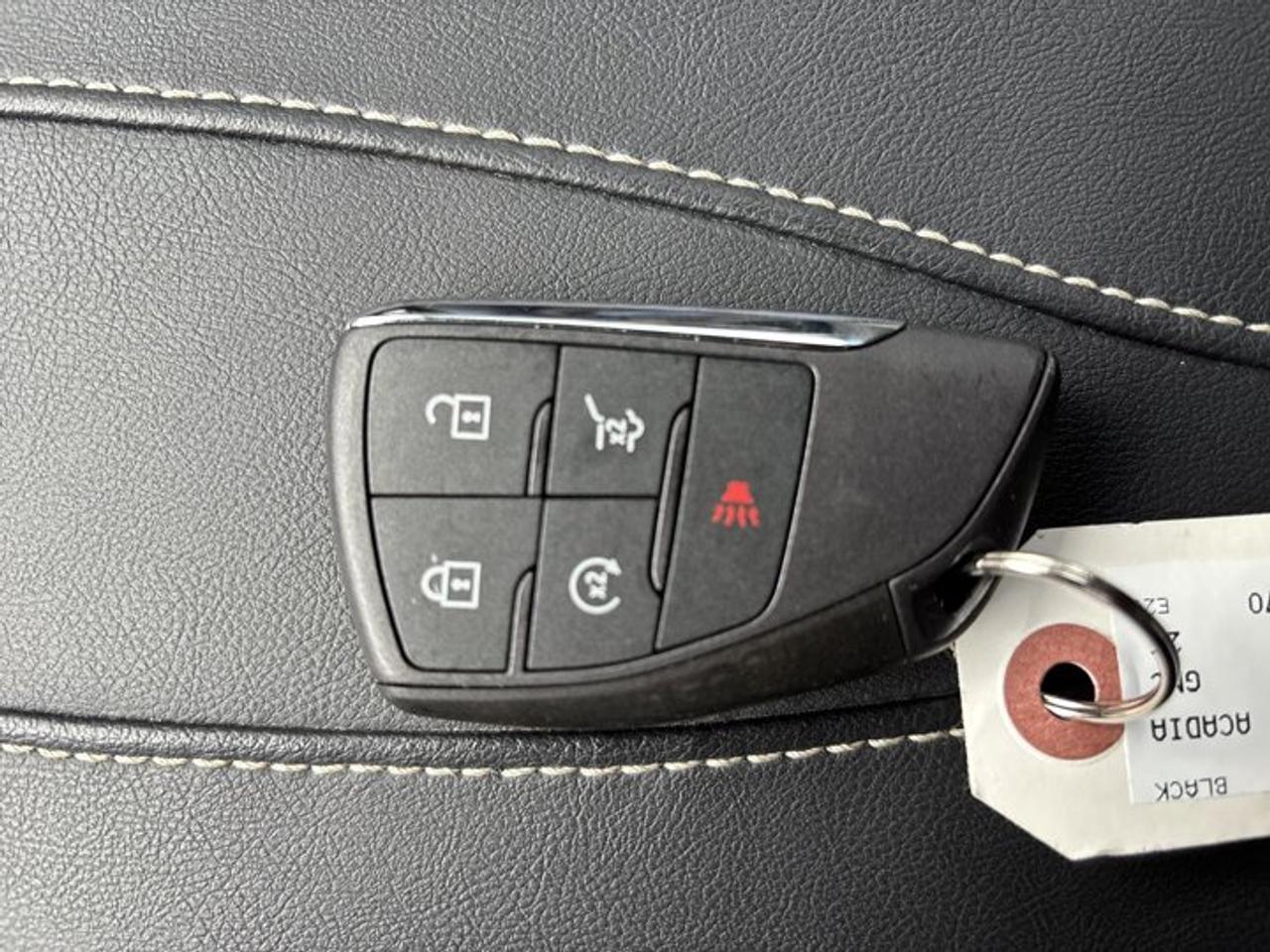 2025 GMC Acadia AWD Elevation | No Accidents | Leather Seats | Heated Steering Photo