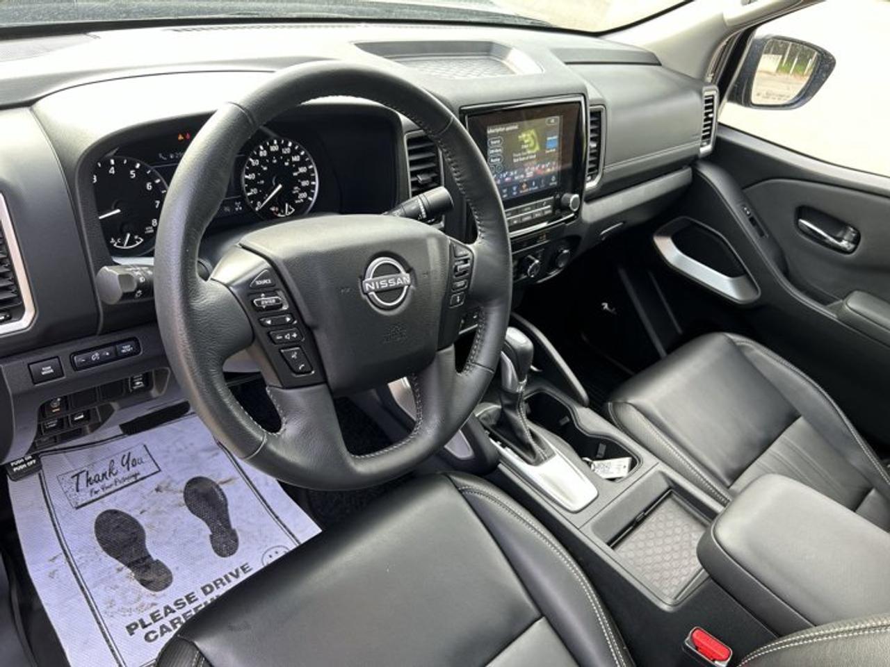 2024 Nissan Frontier SL Crew Cab 6' 4x4 | One Owner | Leather Seats Photo