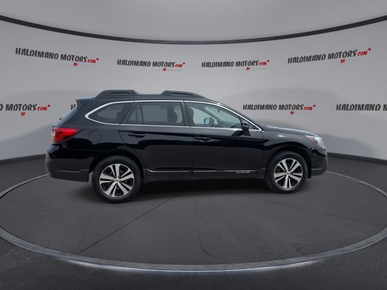 2018 Subaru Outback 2.5i Limited | Leather Seats | Navigation | Sunroof Photo