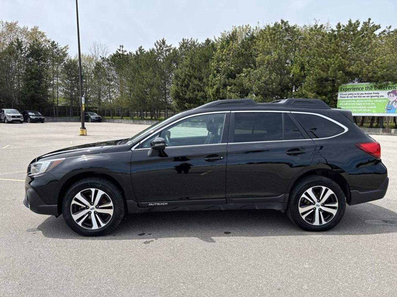 2018 Subaru Outback 2.5i Limited | Leather Seats | Navigation | Sunroof Photo