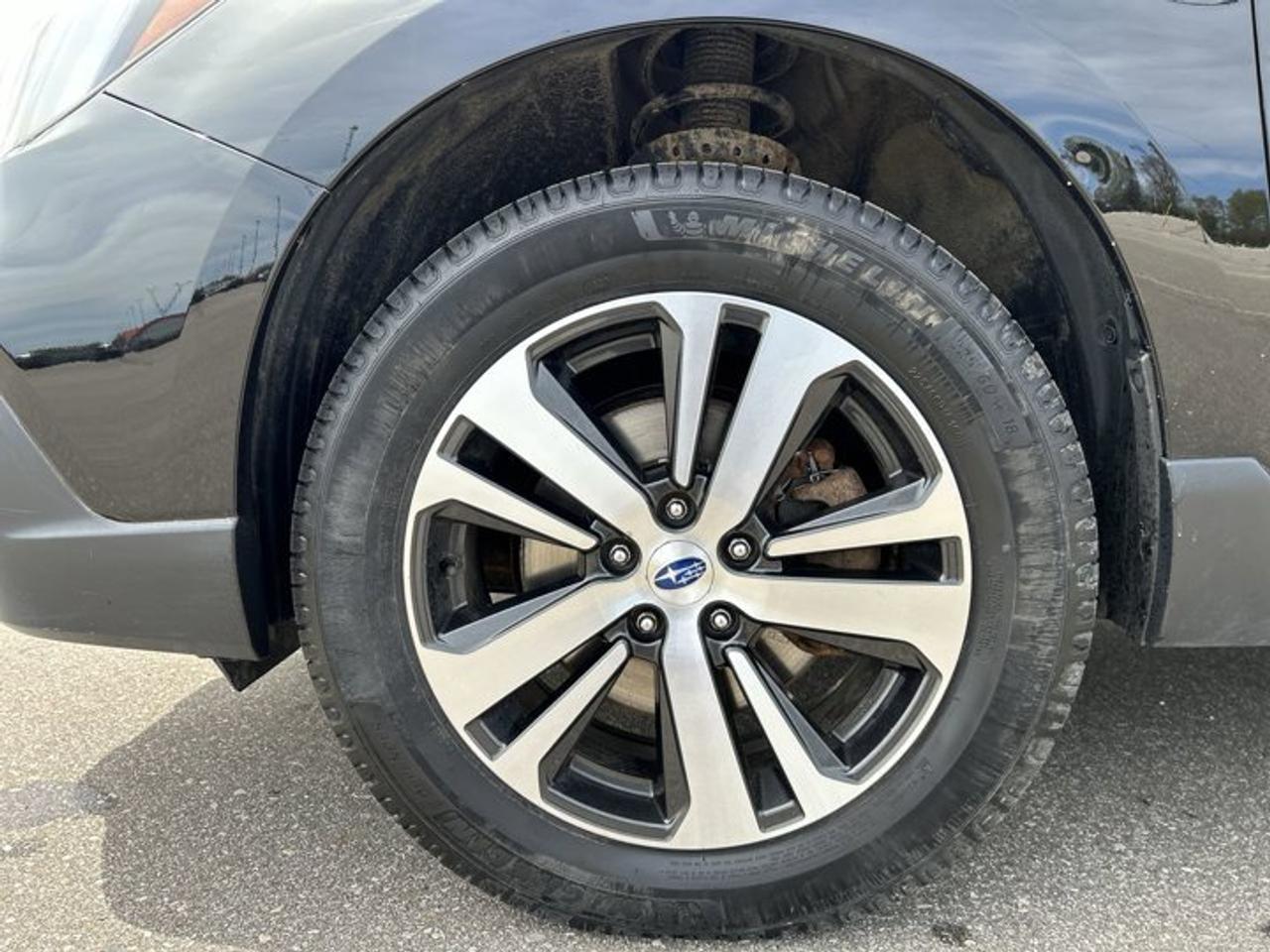 2018 Subaru Outback 2.5i Limited | Leather Seats | Navigation | Sunroof Photo