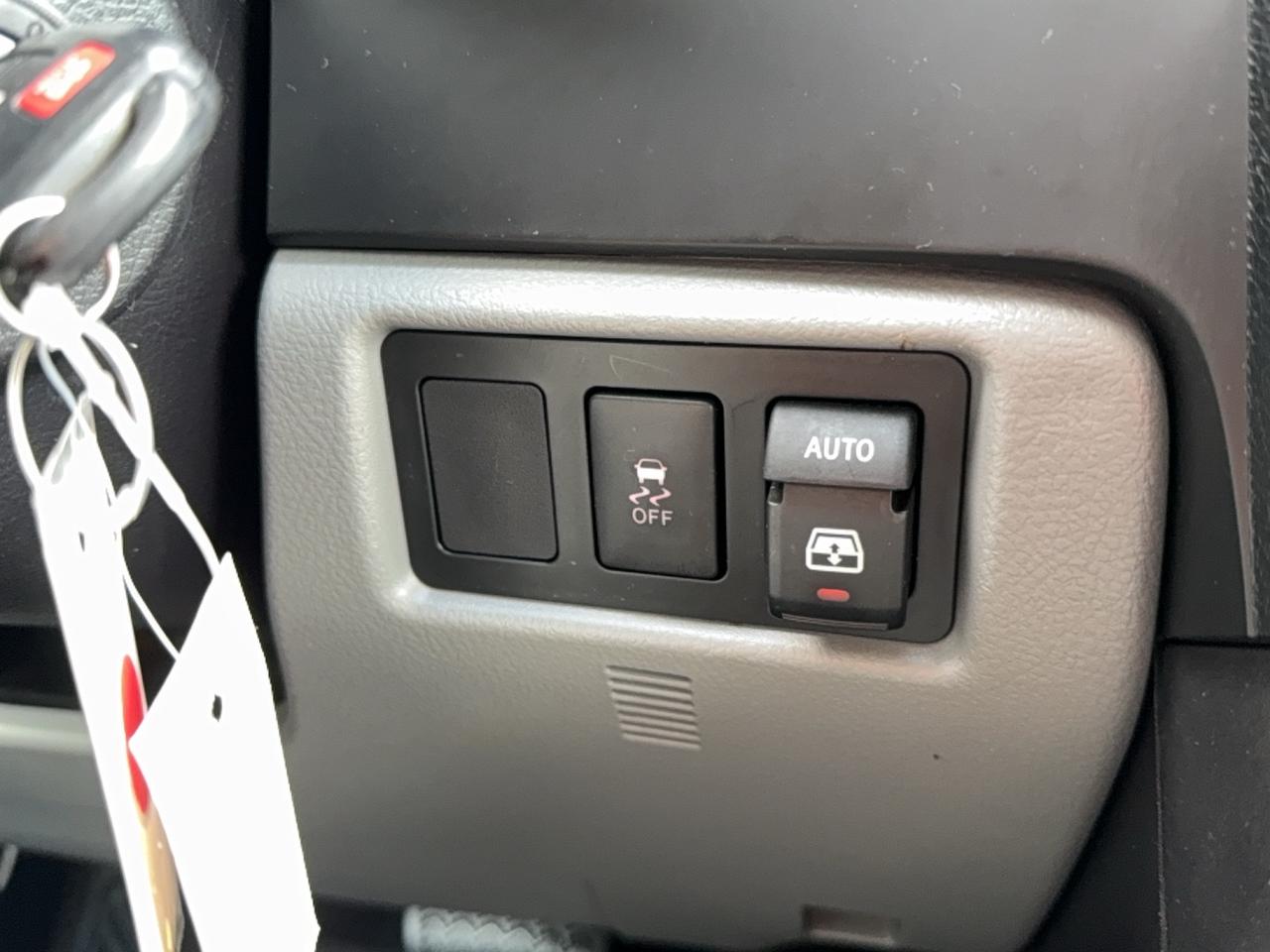 2019 Toyota Sequoia SR5 Photo