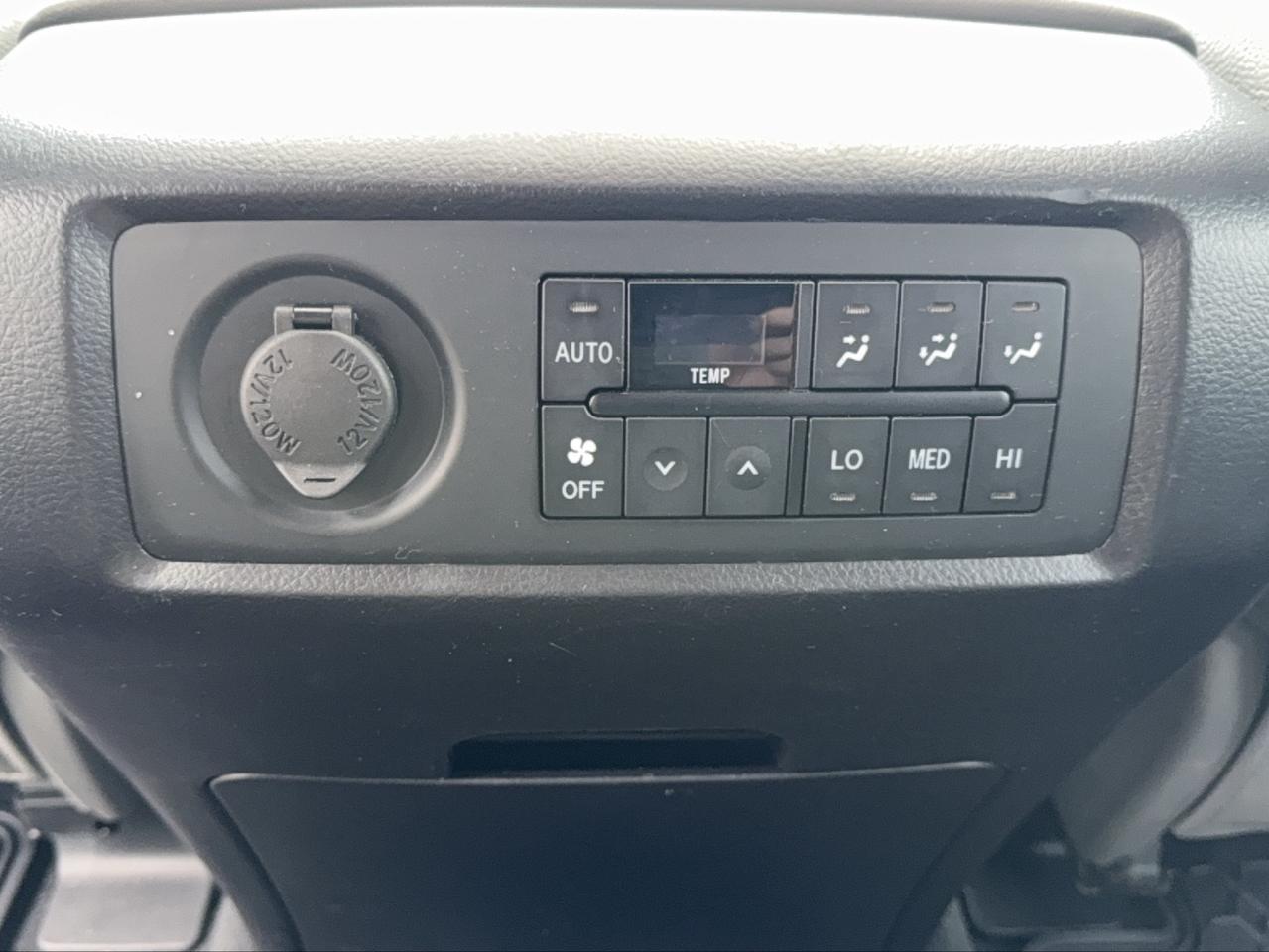 2019 Toyota Sequoia SR5 Photo