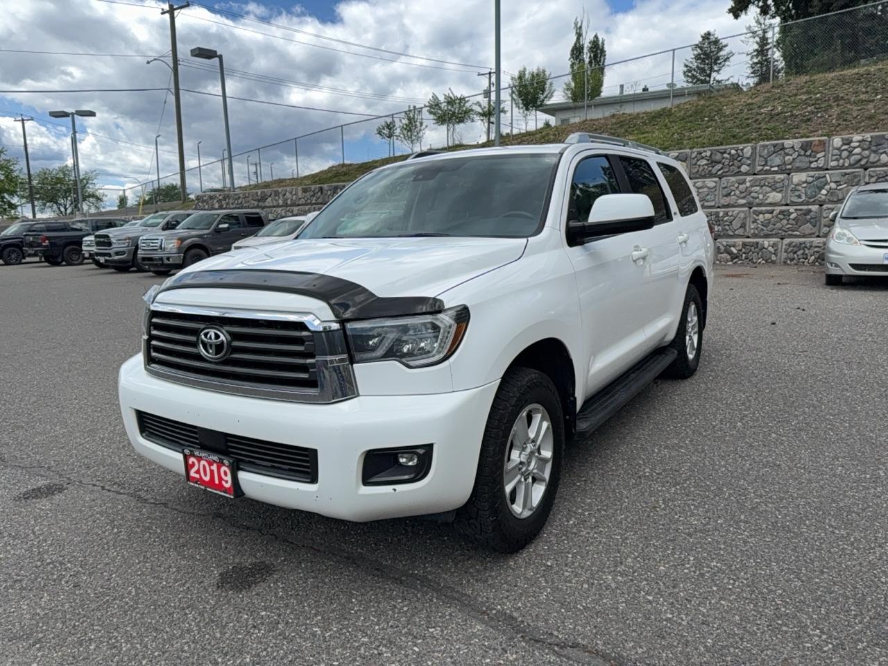 2019 Toyota Sequoia SR5 Photo2
