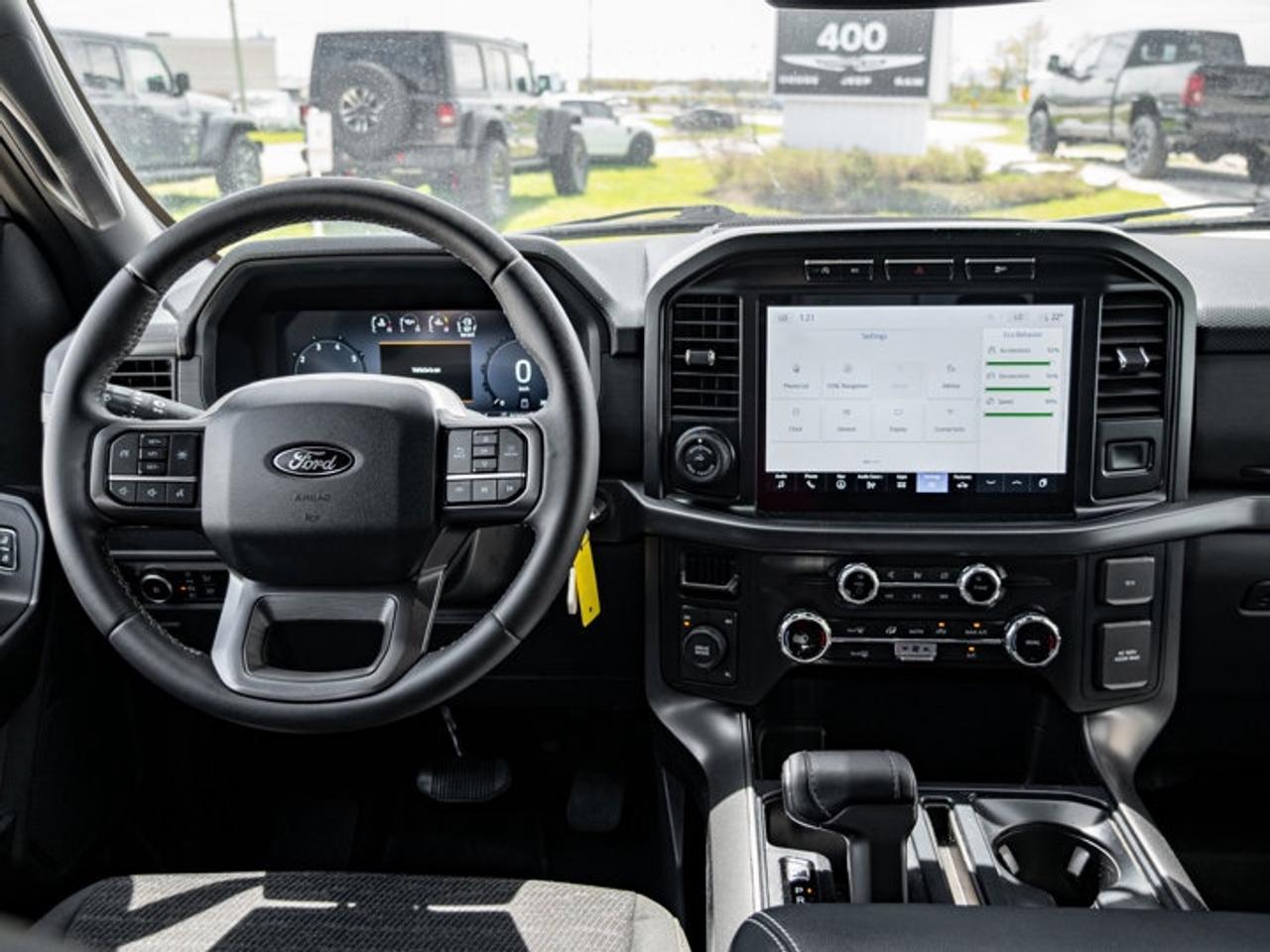 2024 Ford F-150 XLT Photo2