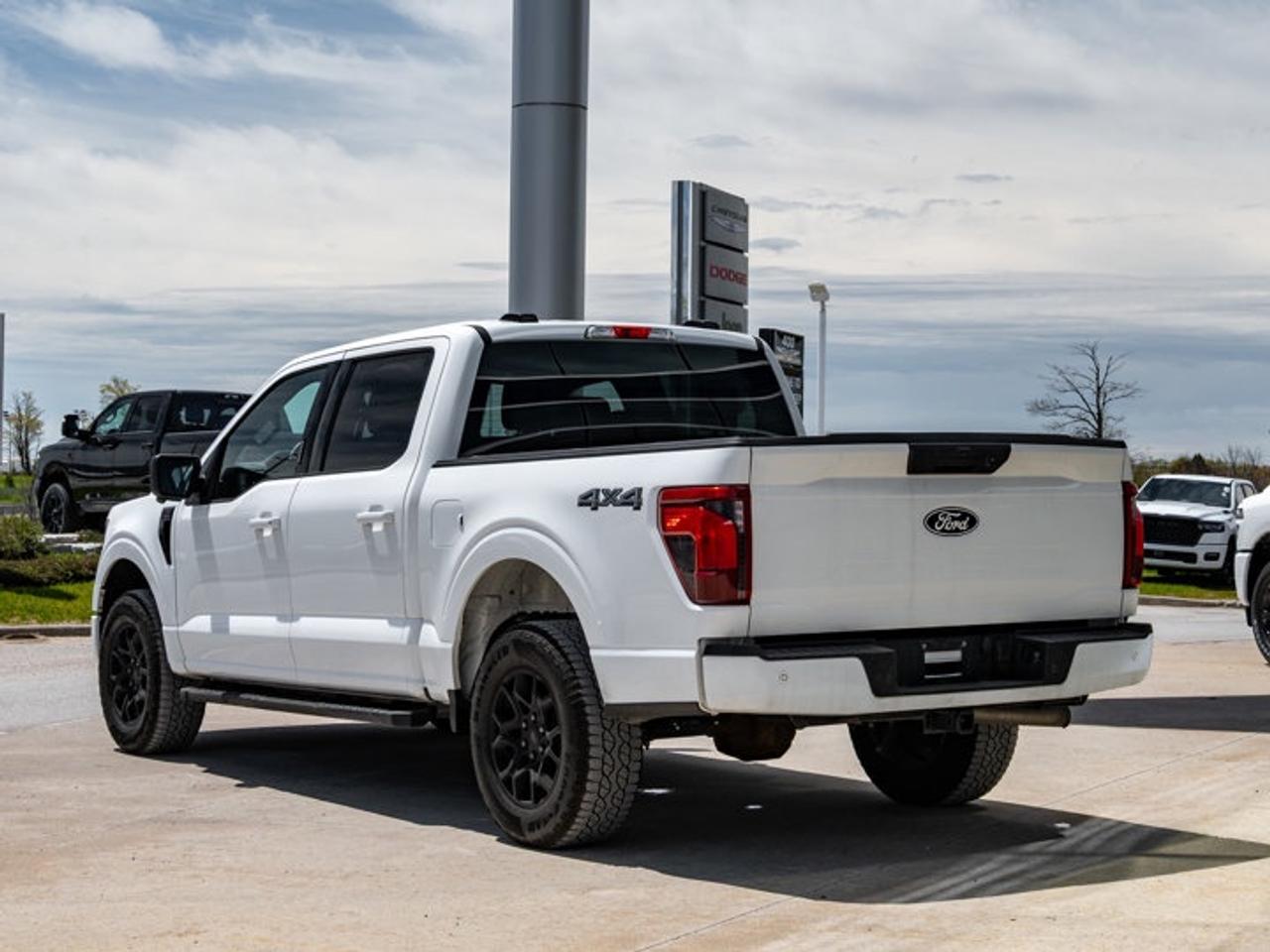 2024 Ford F-150 XLT Photo