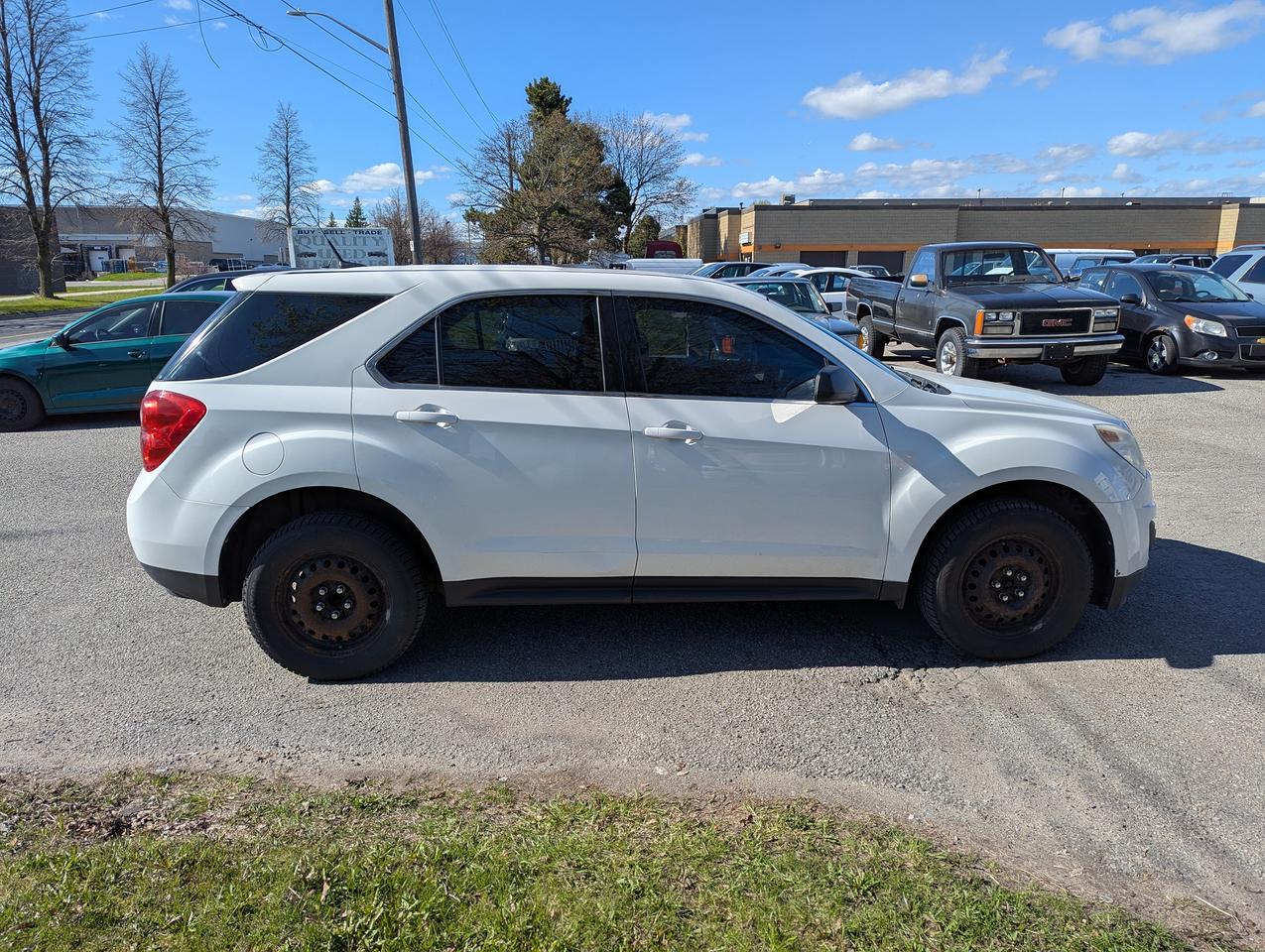 2011 Chevrolet Equinox "CLEAN no ACCIDENTS" certified + FREE 6M warranty Photo2