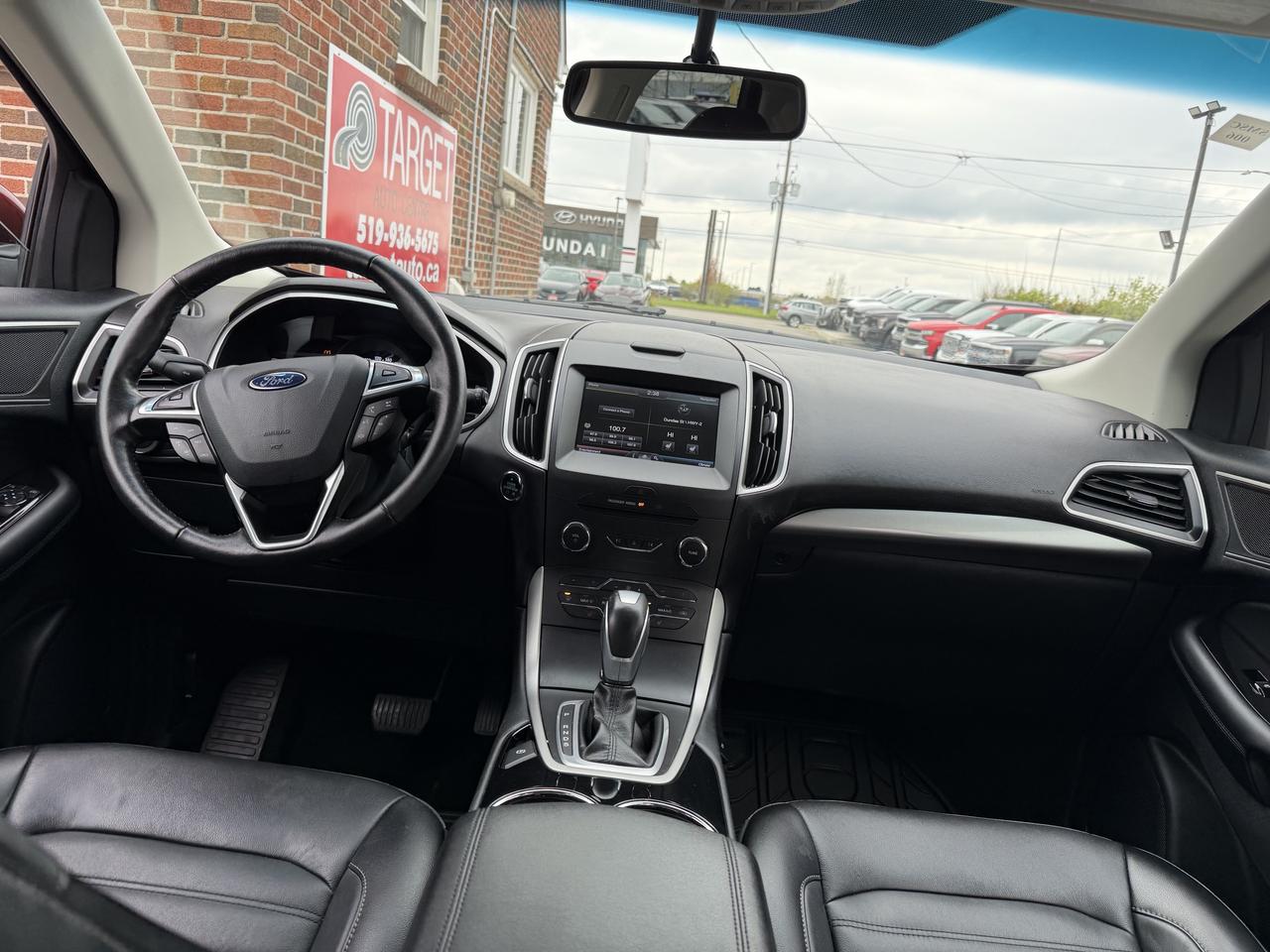 2015 Ford Edge SEL Photo