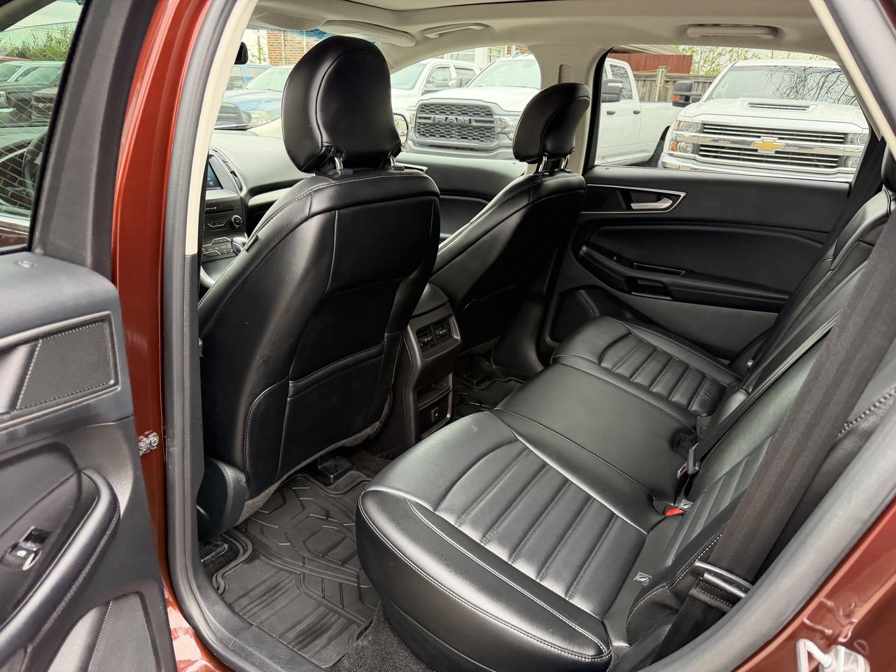 2015 Ford Edge SEL Photo