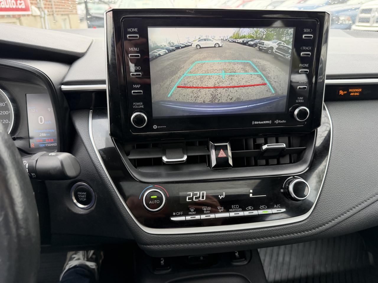 2022 Toyota Corolla SE | One Owner | Drives Great !! Photo