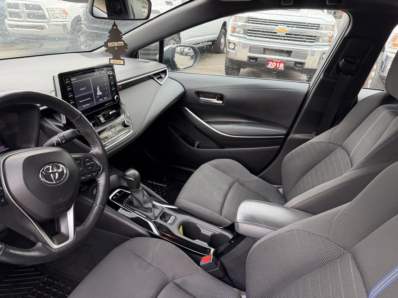 2022 Toyota Corolla SE | One Owner | Drives Great !! Photo