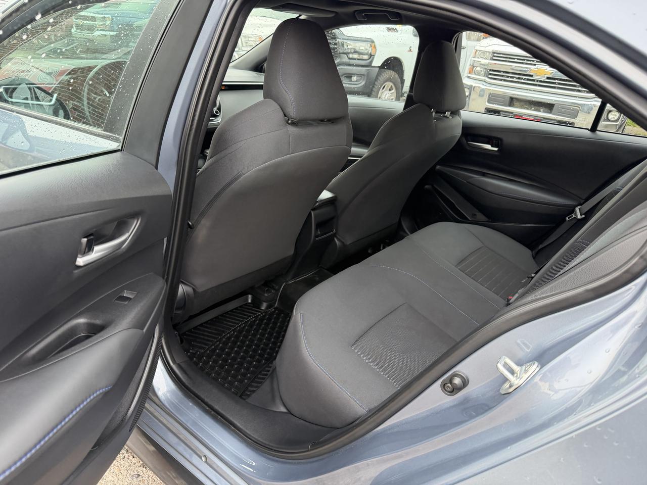 2022 Toyota Corolla SE | One Owner | Drives Great !! Photo