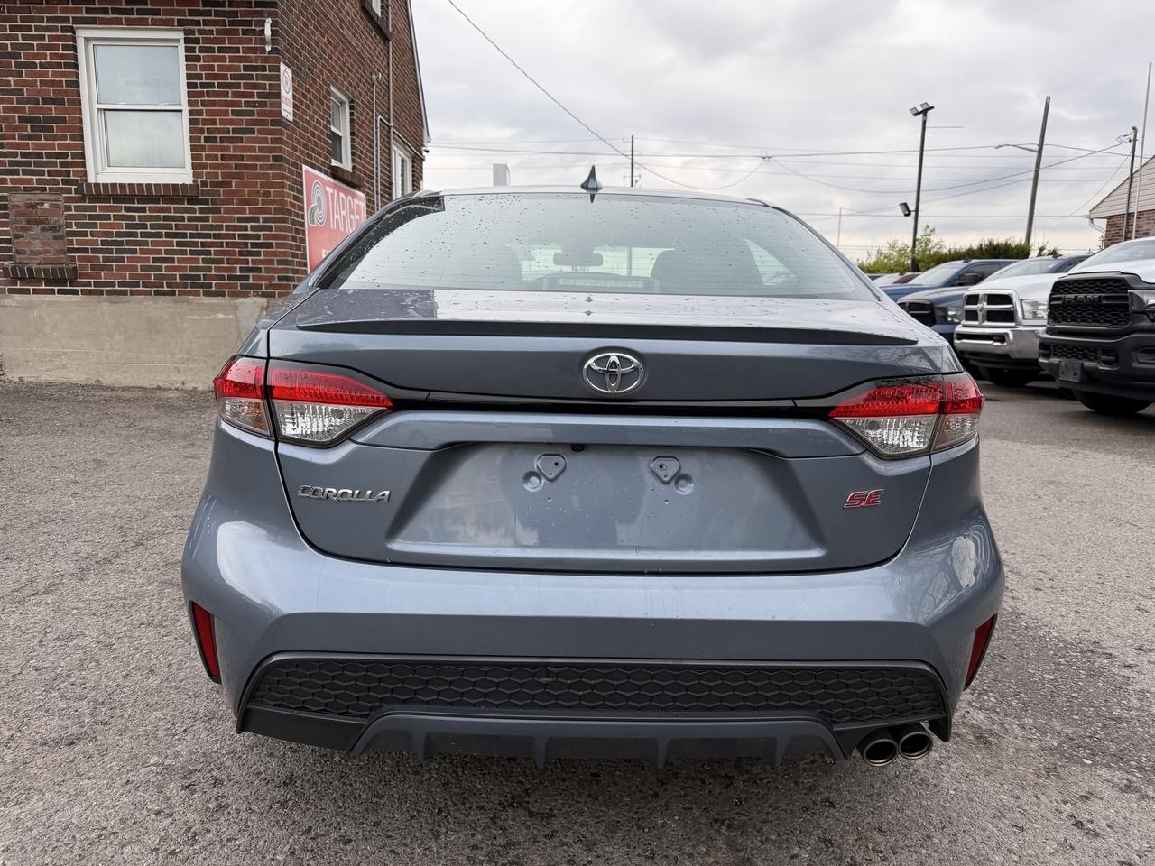 2022 Toyota Corolla SE | One Owner | Drives Great !! Photo