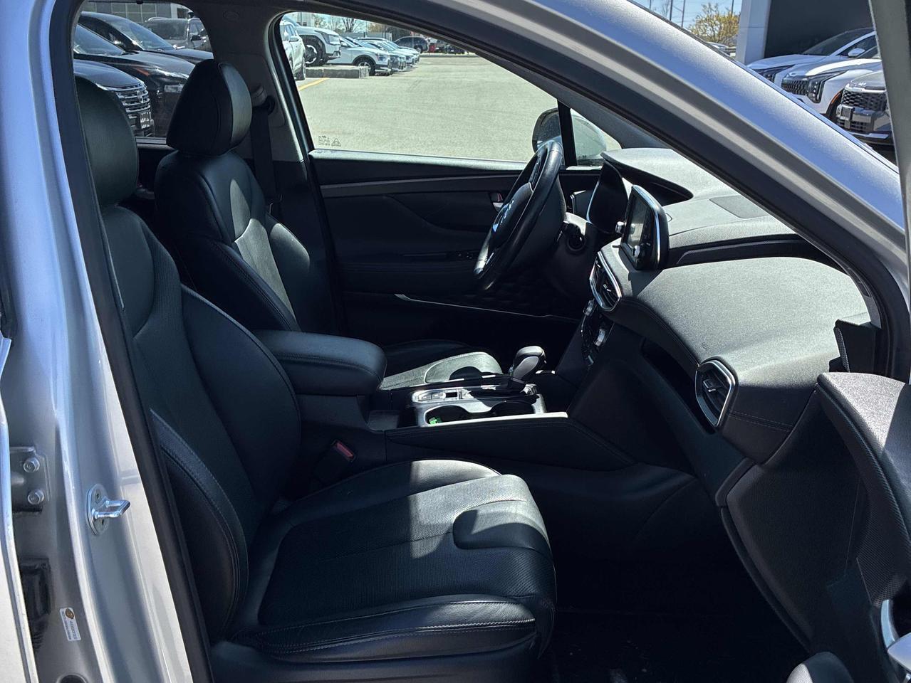 2019 Hyundai Santa Fe Luxury | AWD | Leather | Pano Roof | Nav | Cam ++ Photo