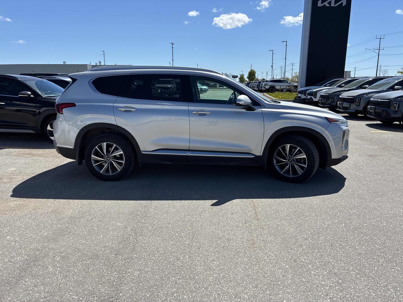 2019 Hyundai Santa Fe Luxury | AWD | Leather | Pano Roof | Nav | Cam ++ Photo4