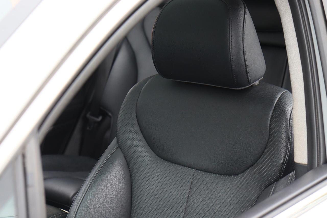 2019 Hyundai Santa Fe Luxury | AWD | Leather | Pano Roof | Nav | Cam ++ Photo19