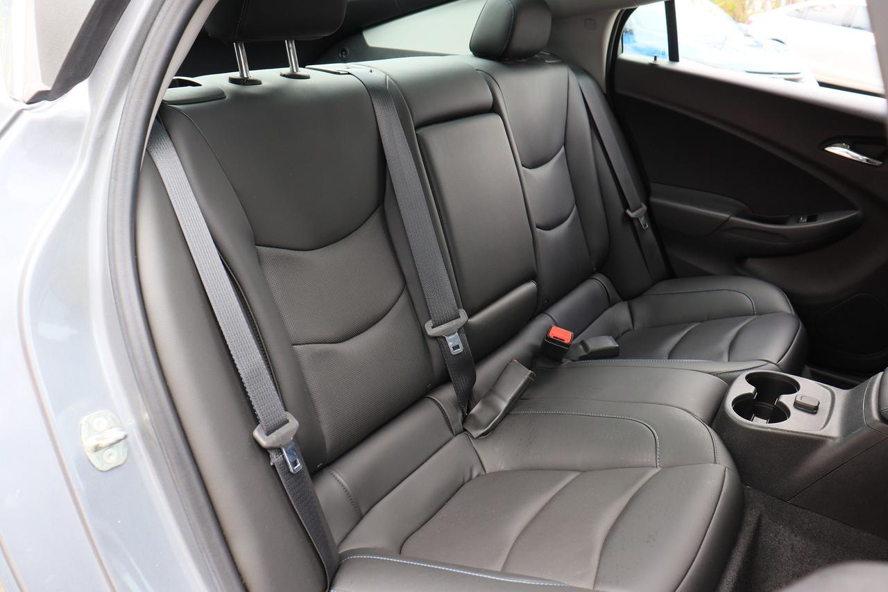 2018 Chevrolet Volt LT | Leather | 1 Owner | Extensive Service at GM! Photo76
