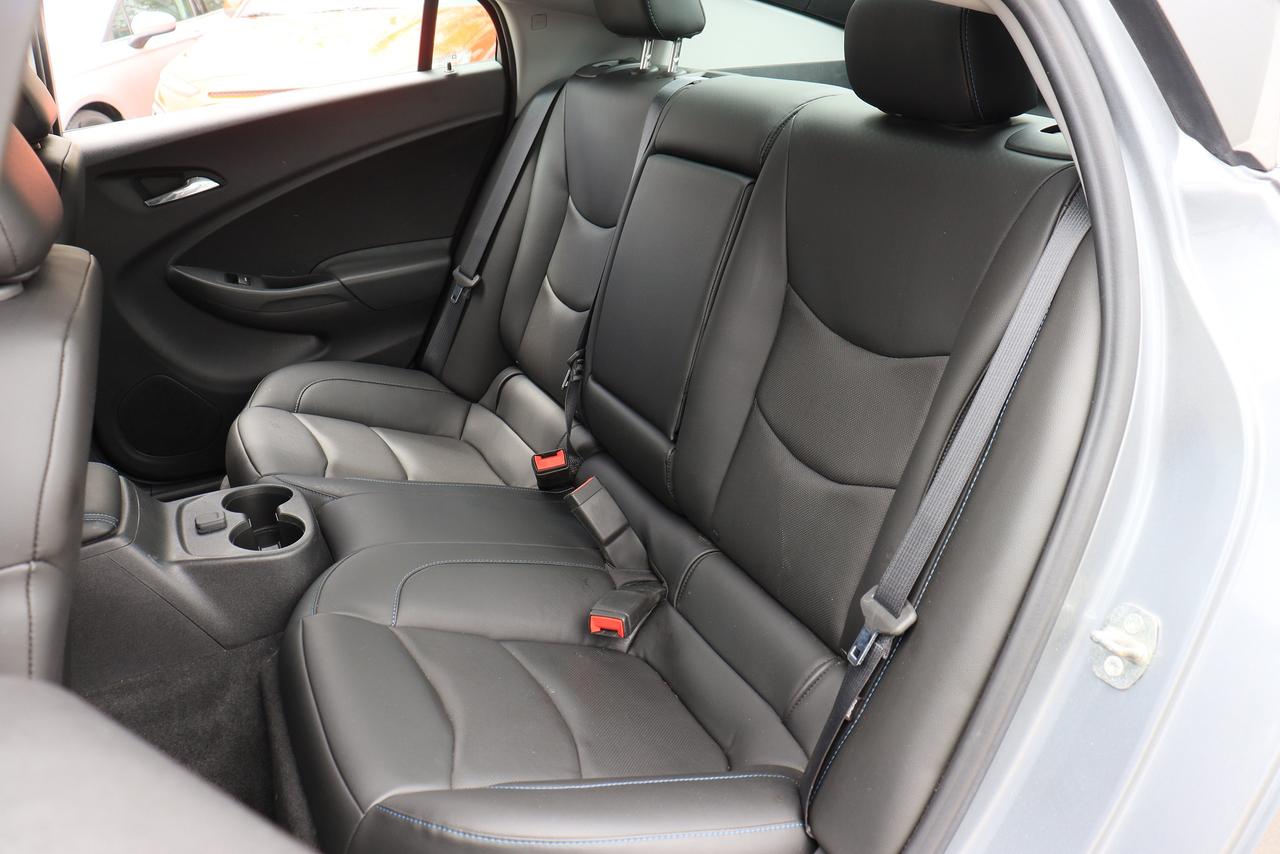 2018 Chevrolet Volt LT | Leather | 1 Owner | Extensive Service at GM! Photo73