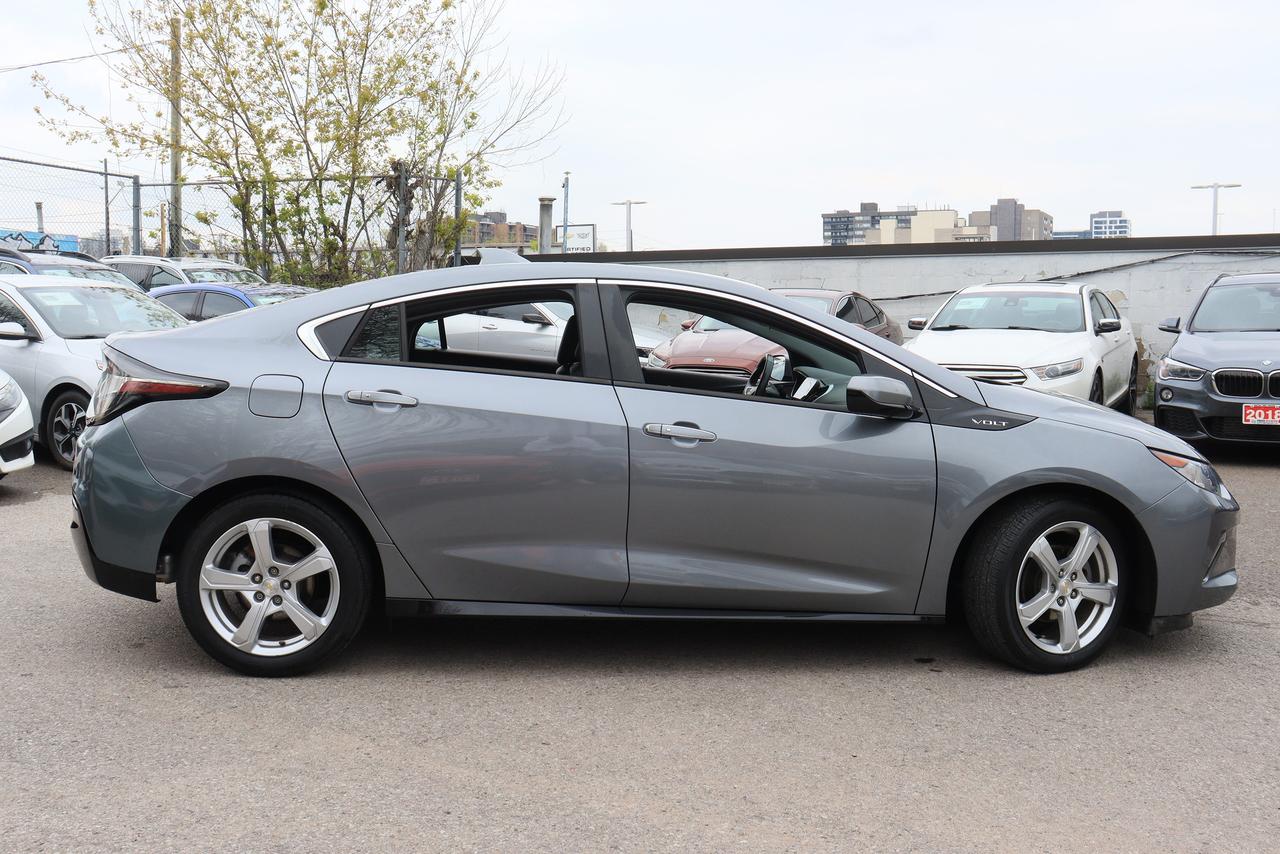2018 Chevrolet Volt LT | Leather | 1 Owner | Extensive Service at GM! Photo10