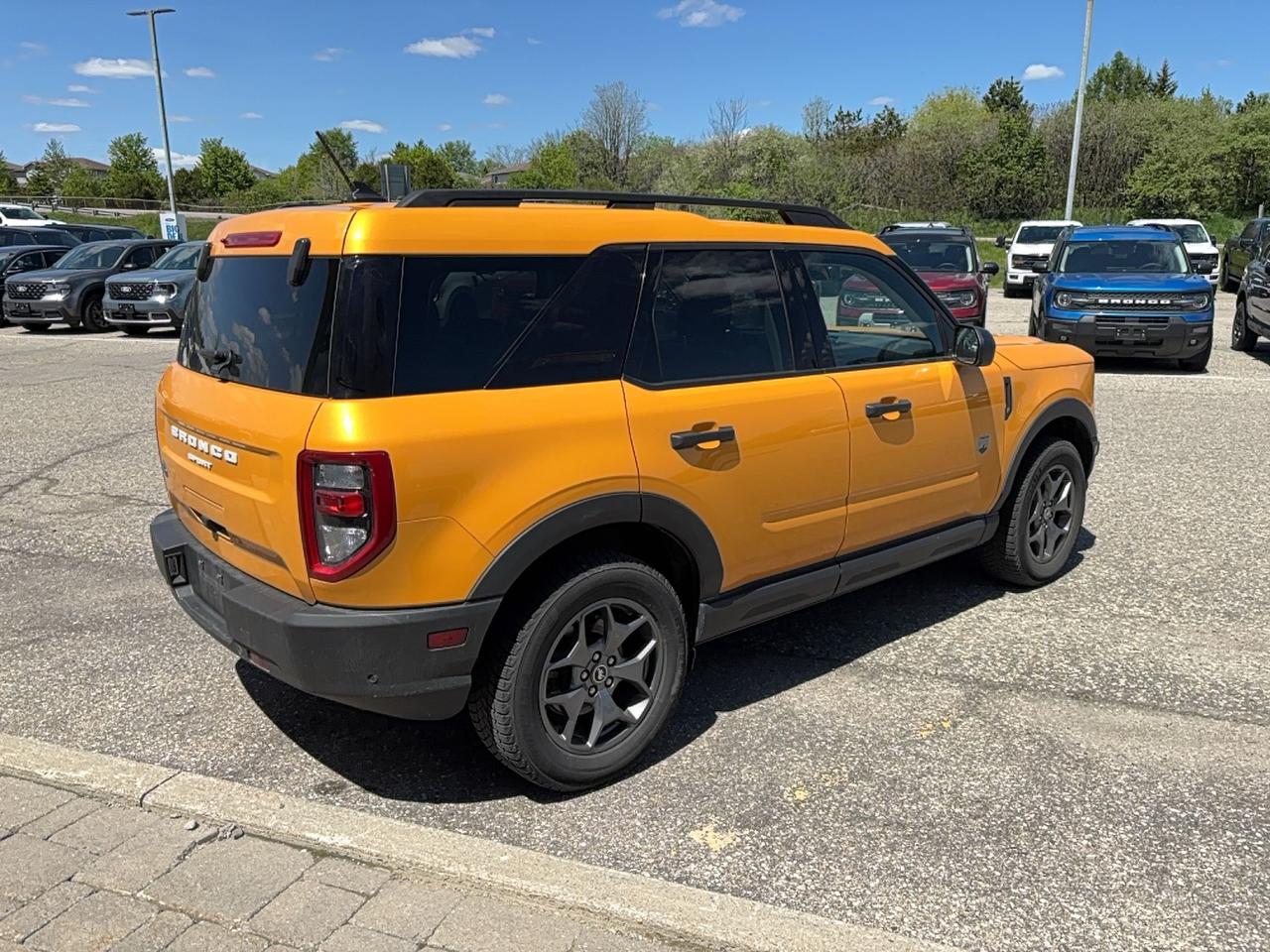 2023 Ford Bronco BIG BEND, LEASE RETURN, HEATED SEATS, COPILOT! Photo4